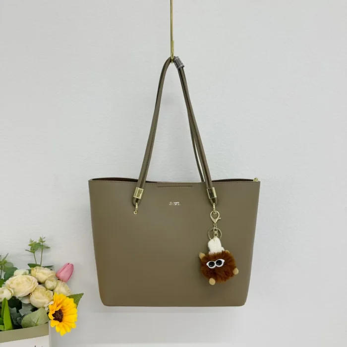 classic-tote-bag-with-mascot
